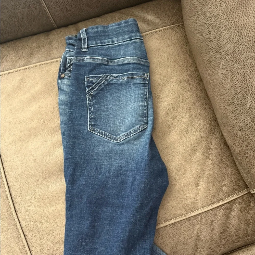 Women's Blue Jeans - Picture 2 of 5